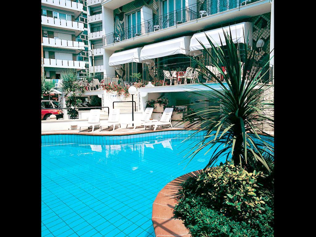 Hotel Cobalto Ріміні Екстер'єр фото